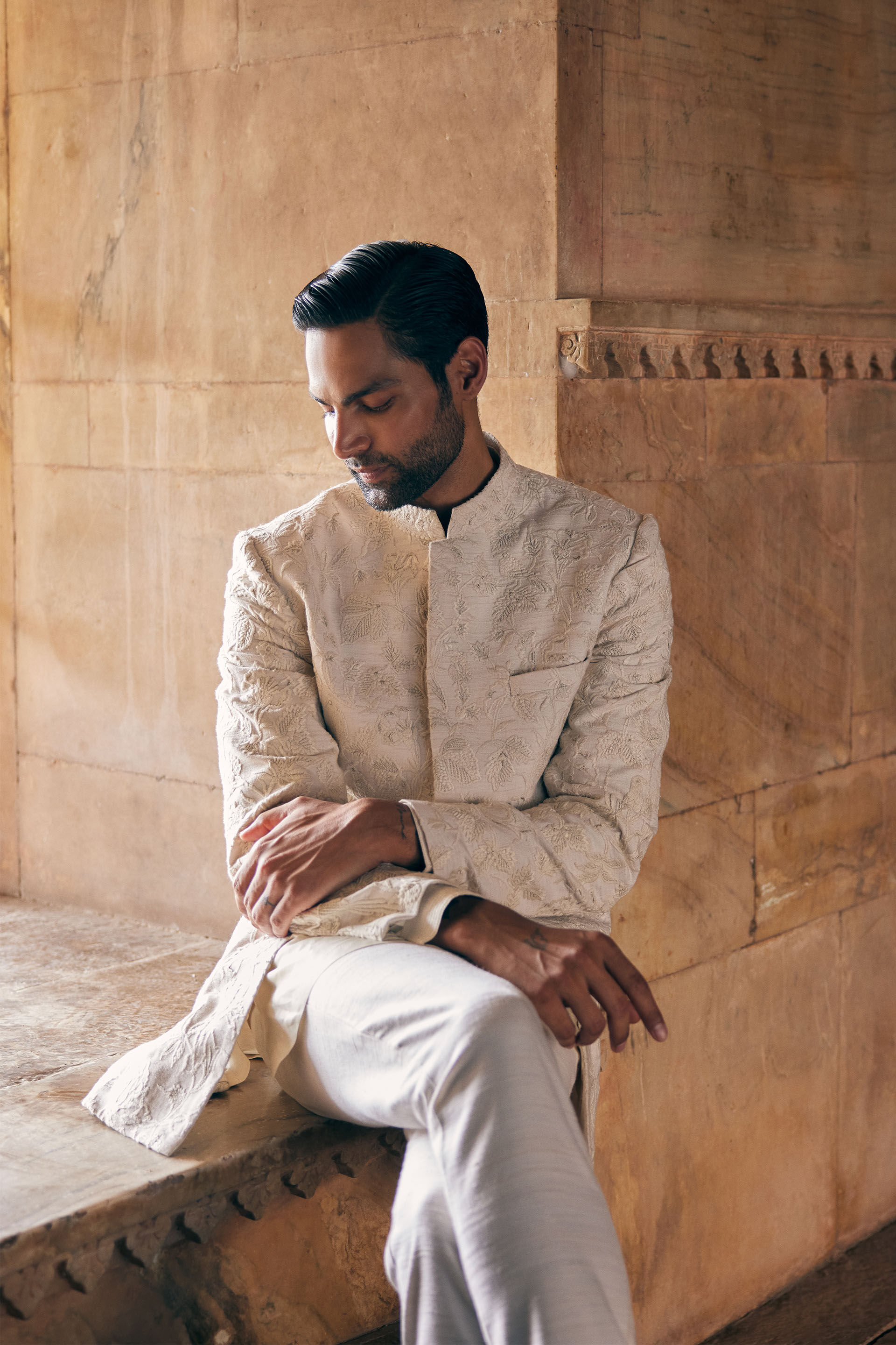 Aanav Embroidered Silk Sherwani - Off White, Off White, image 7